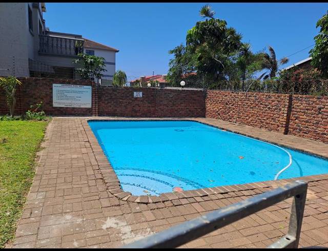 1 BEDROOM APARTMENT FOR SALE IN UVONGO BEACH